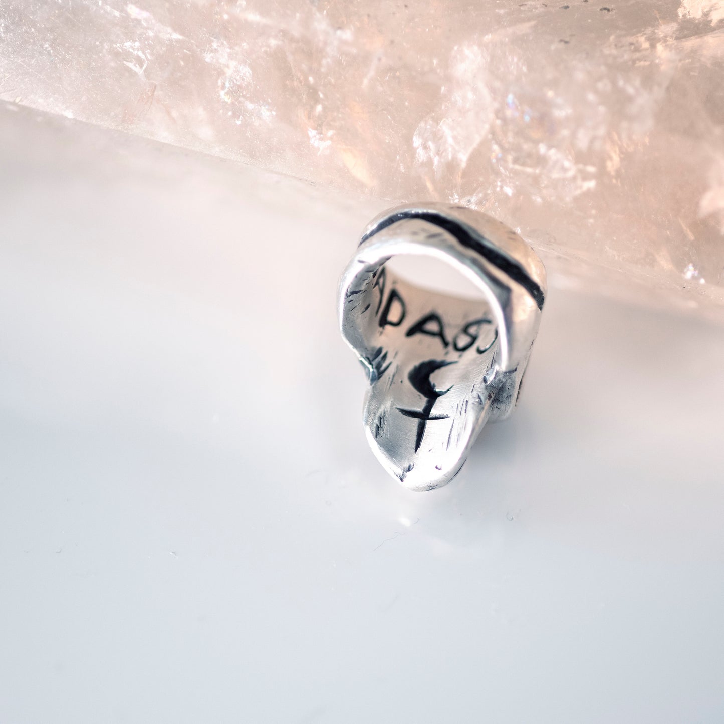 Engraved Lilith skull pinky ring - Smith & Sun