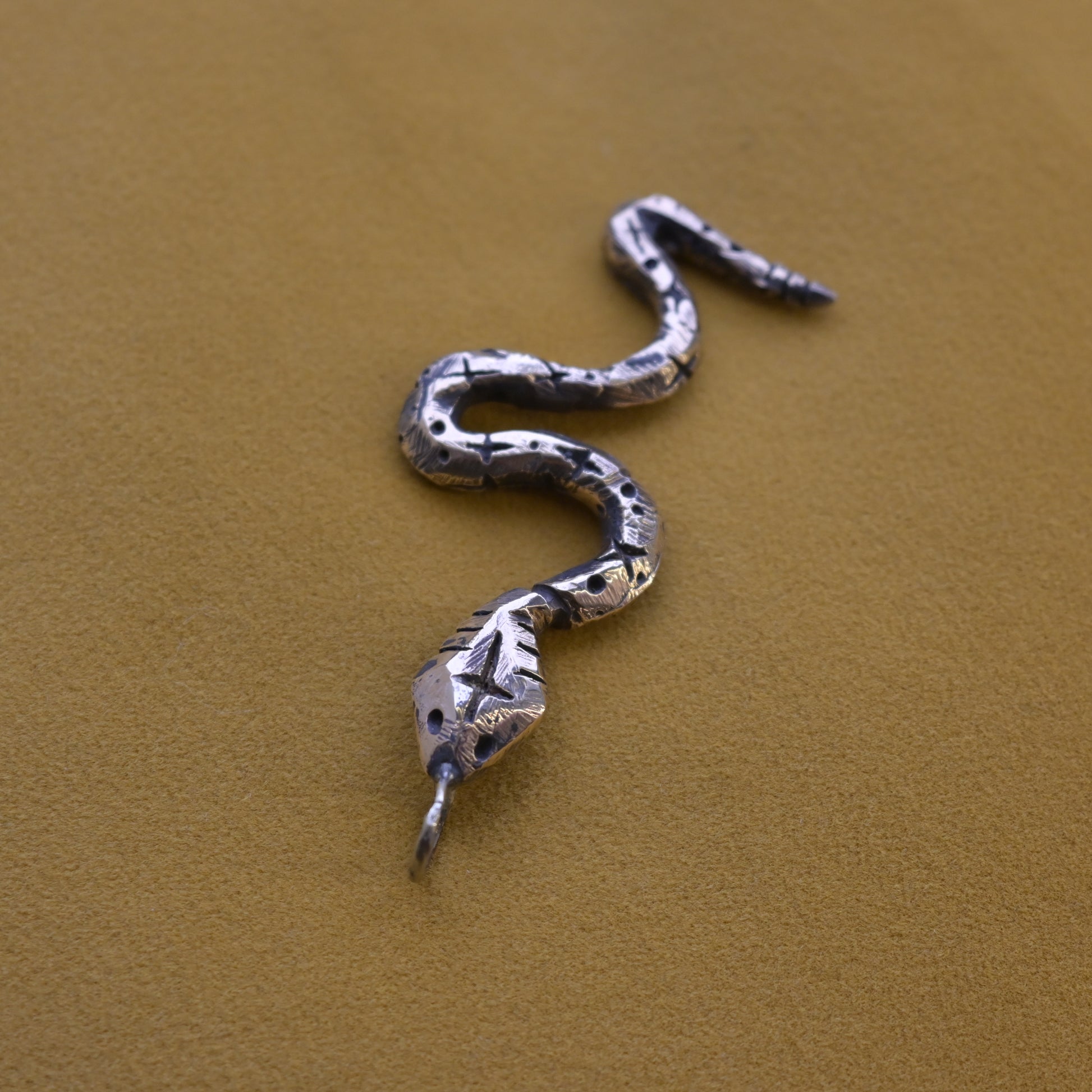 Solo Nāgá - Smith & Sun