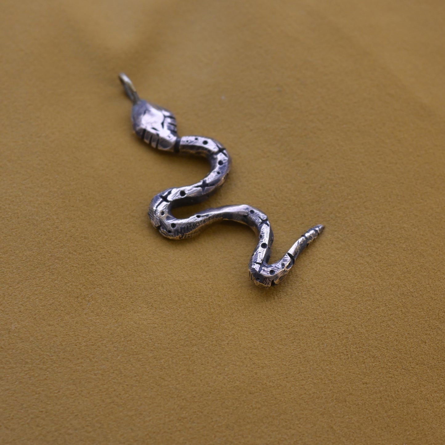 Solo Nāgá - Smith & Sun