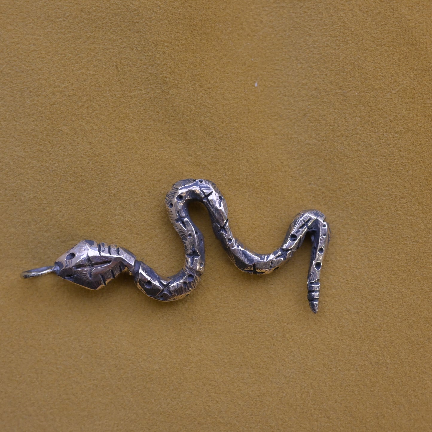 Solo Nāgá - Smith & Sun