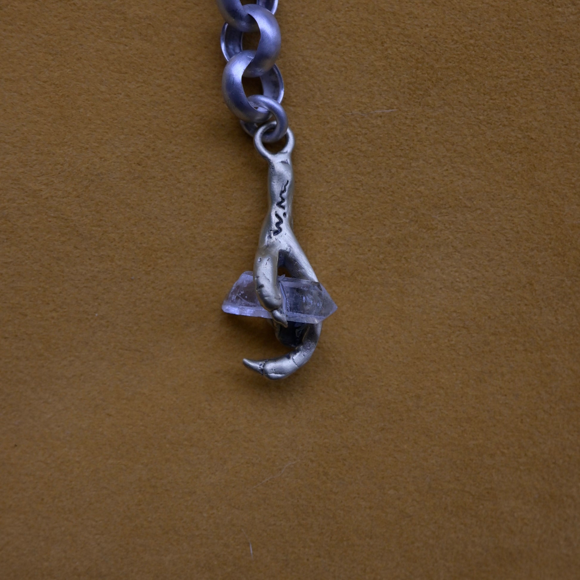claw pendant (check - description, title, url) - Smith & Sun