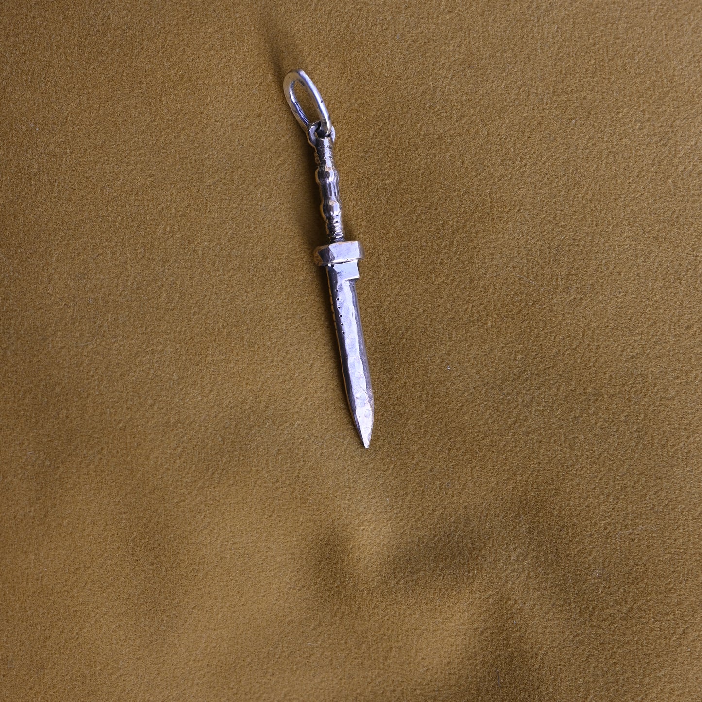 pendant one (check price, descriptor url) - Smith & Sun