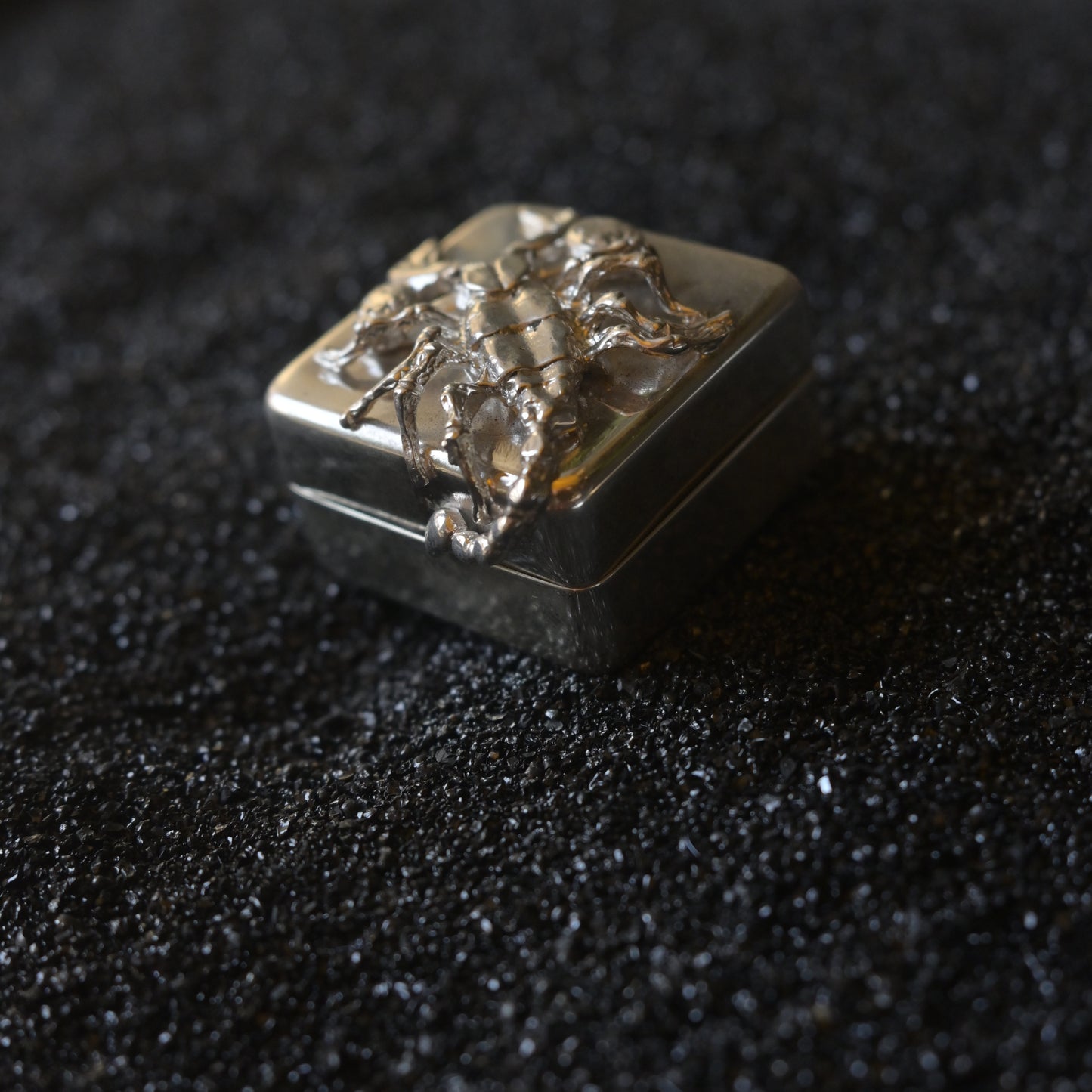 scorpio pill pot