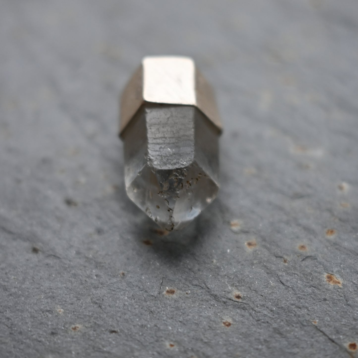 Beyond dimensions - Smith & Sun