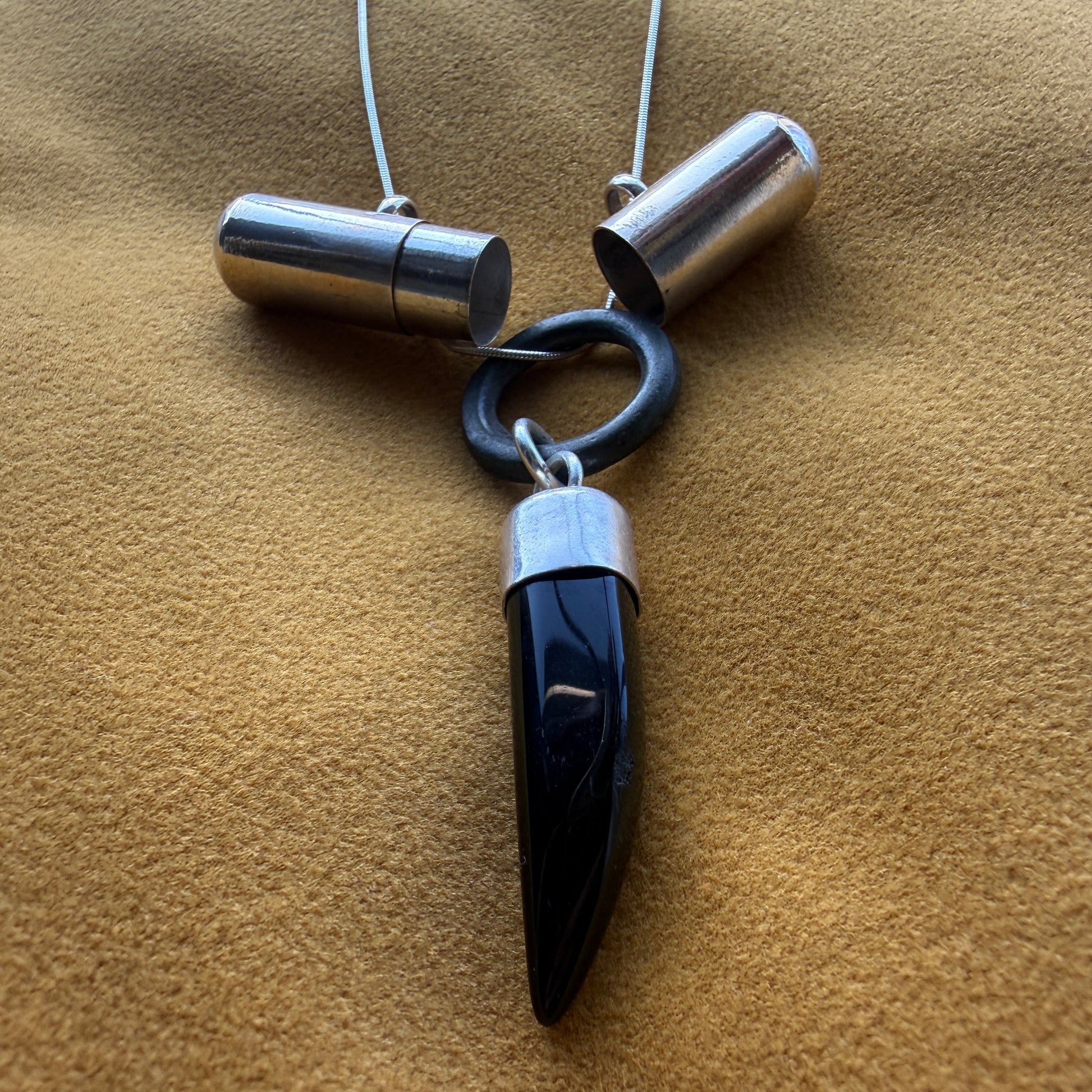 Thayathu - Smith & Sun