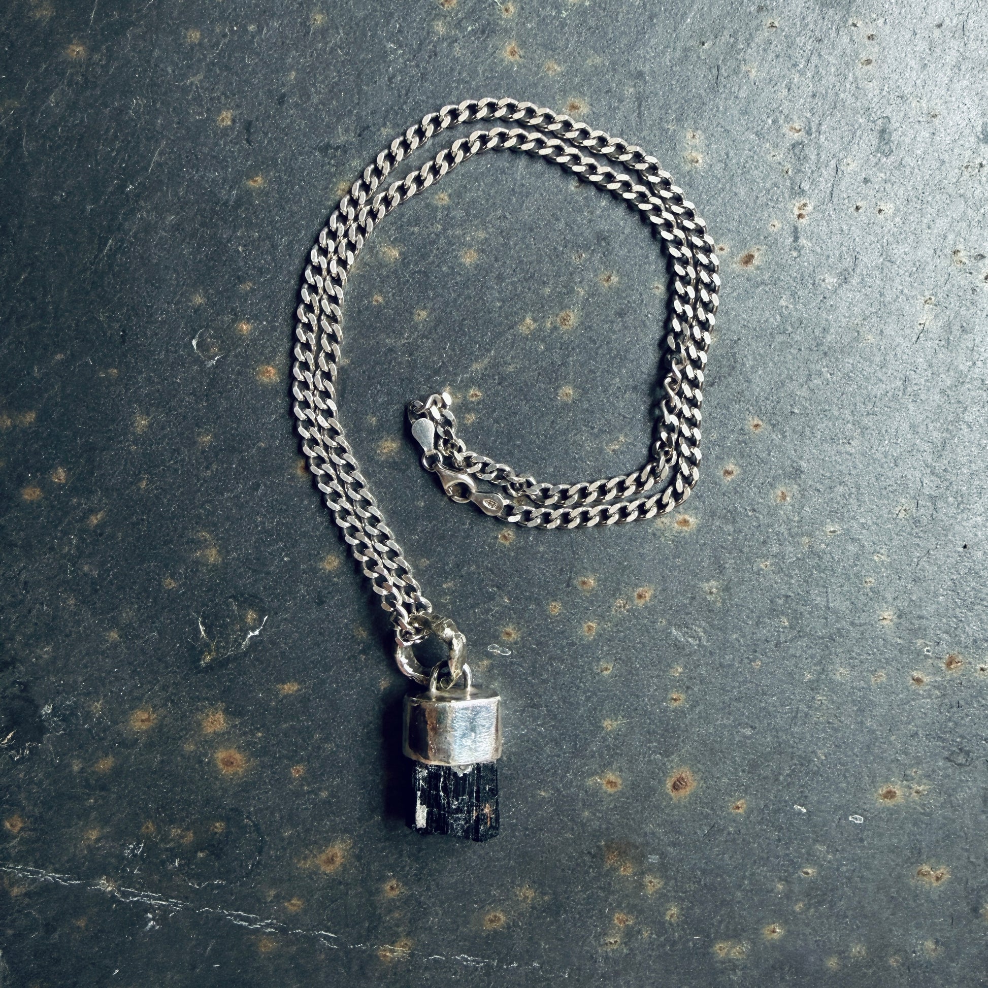 Bes the protector - Smith & Sun