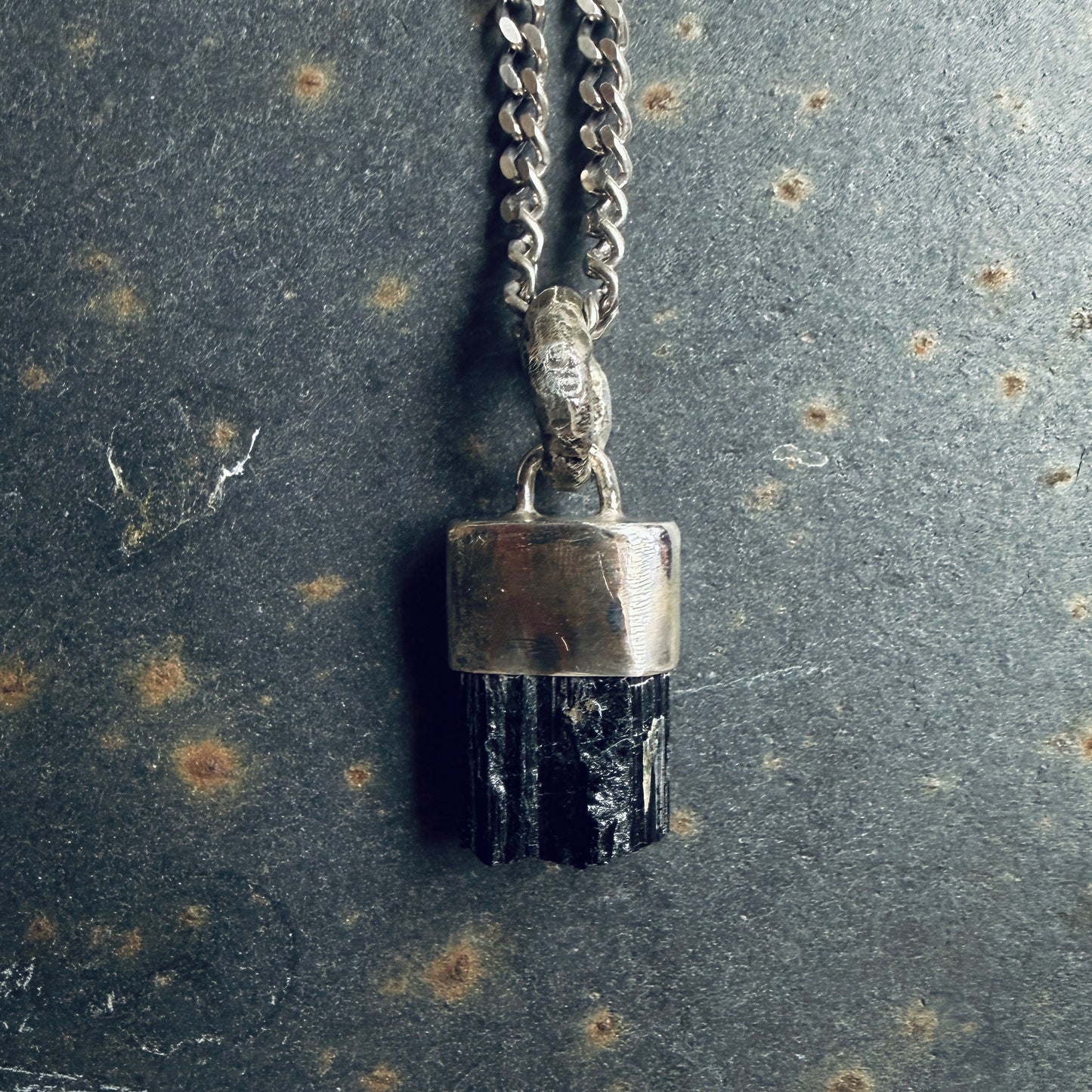 Bes the protector - Smith & Sun