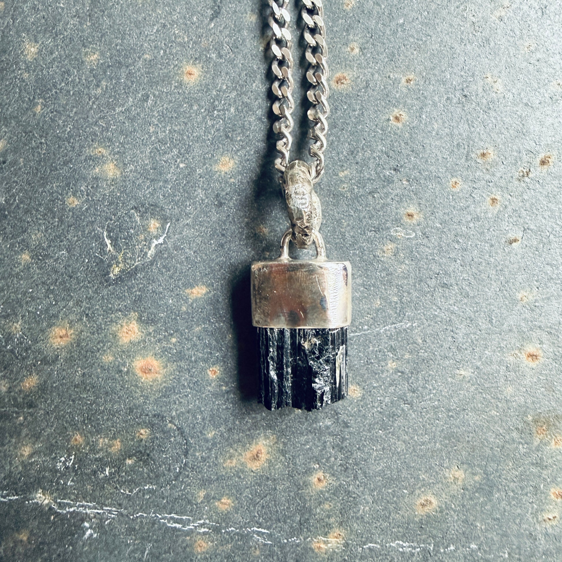 Bes the protector - Smith & Sun