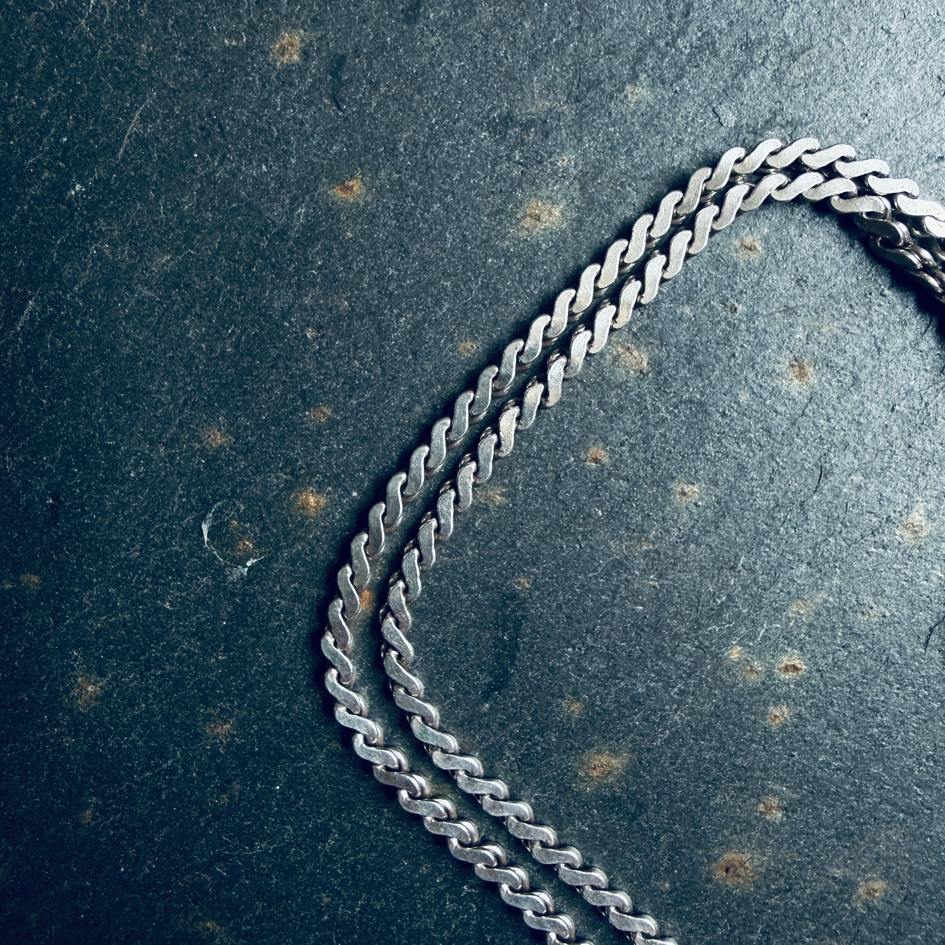 Born from the sea foam - Smith & Sun