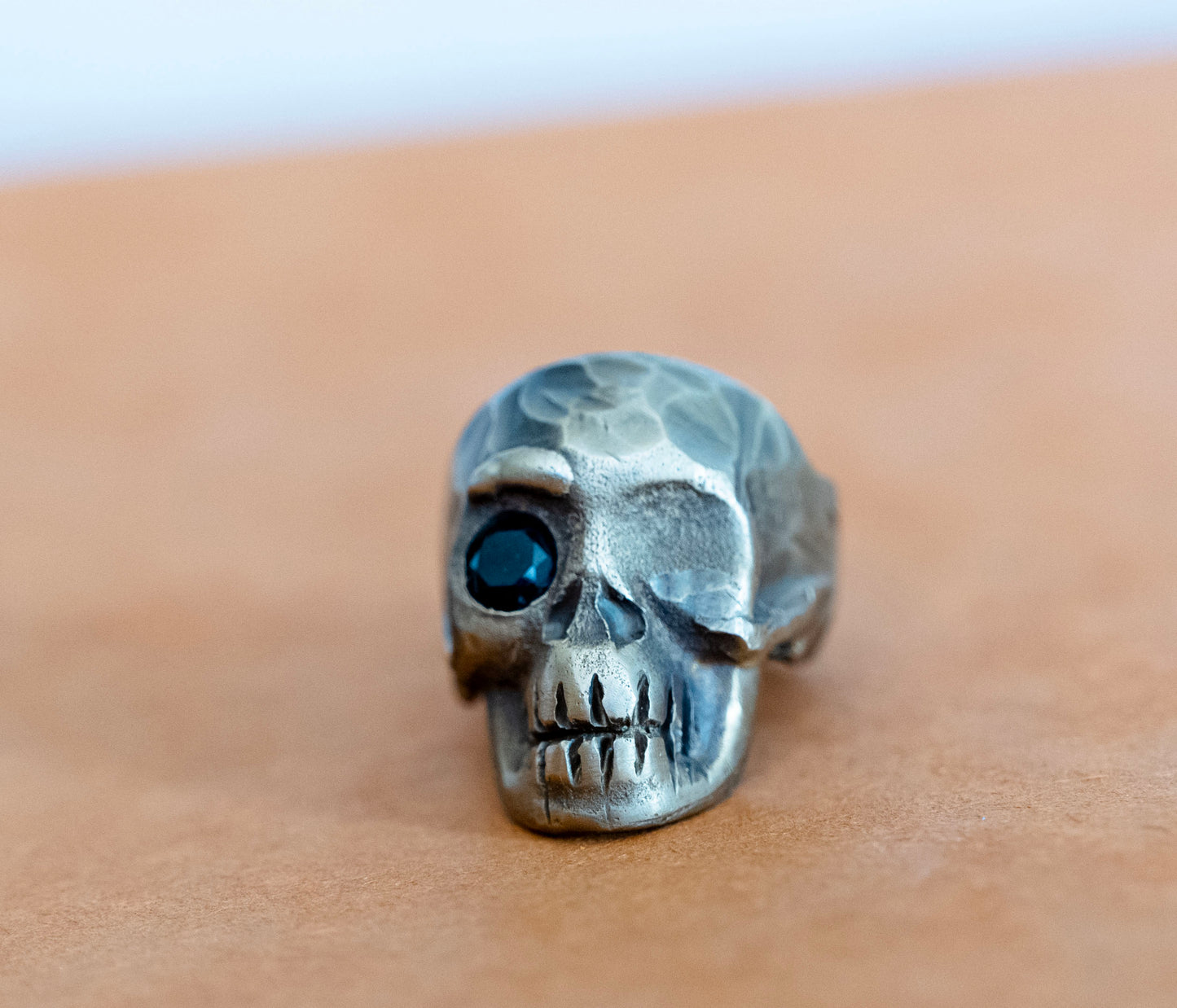 Large skull ring - Smith & Sun