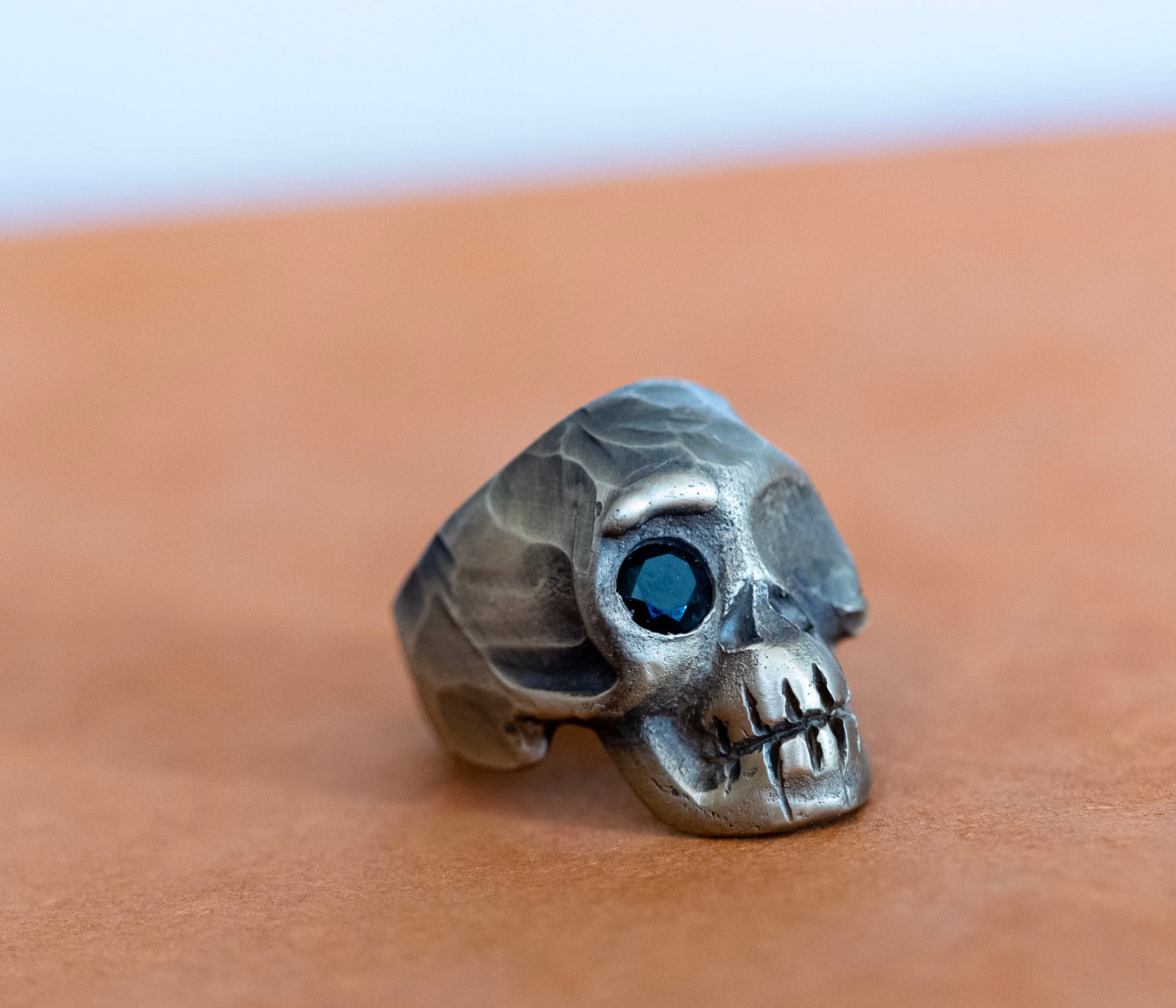 Large skull ring - Smith & Sun